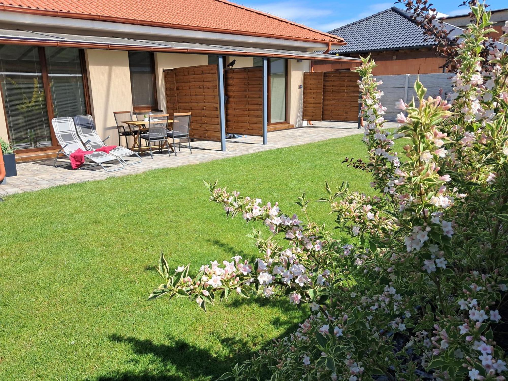 Apartmany Rubin Nesvady 외부 사진